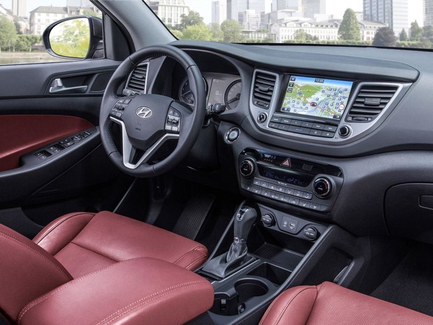 Hyundai Tucson int
