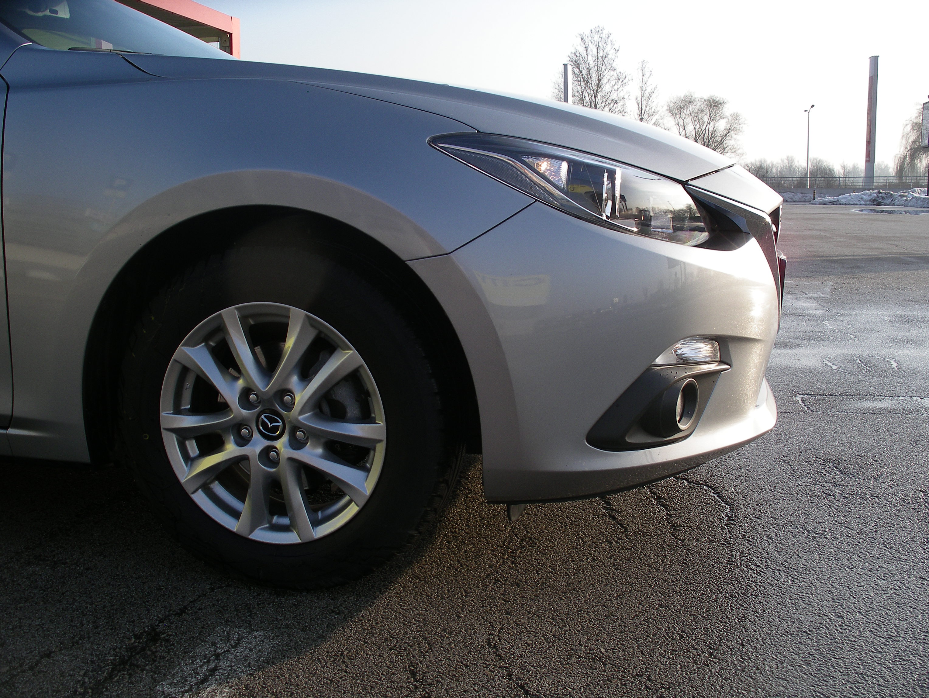 Foto Mazda 3 Sport 1 5 G100 Challenge Test Multimedija