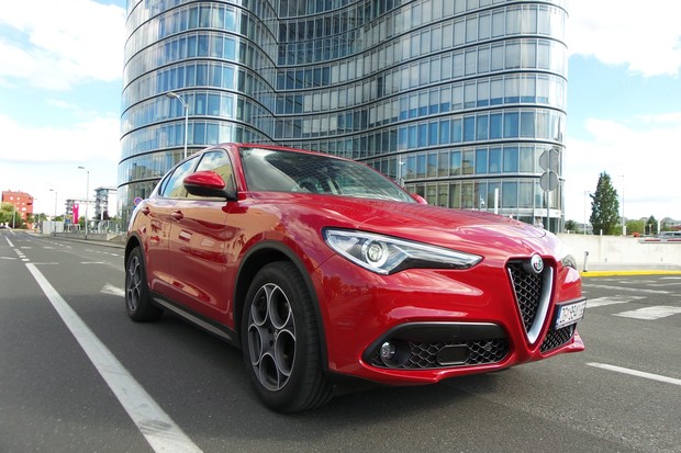 Alfa Romeo Stelvio 2.2 Multijet 180 Super (08)