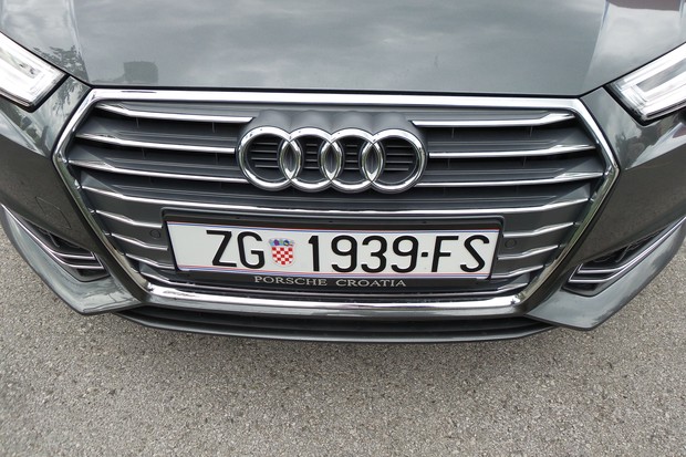 Audi A4 2.0 TDI 150 S tronic Sport Style (04)