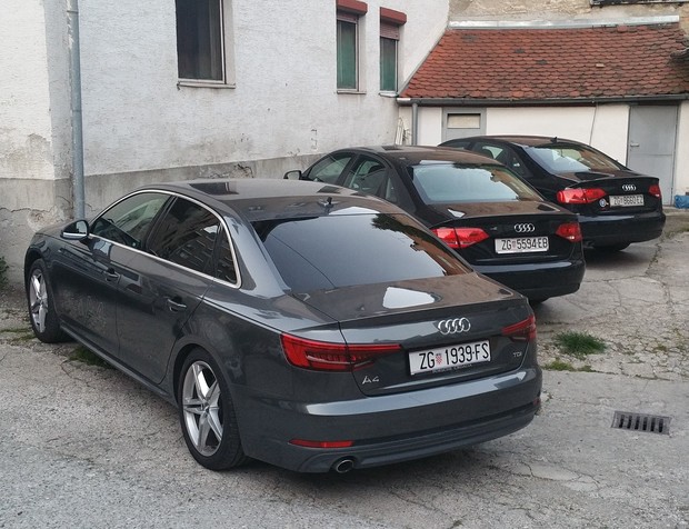 Audi A4 2.0 TDI 150 S tronic Sport Style (13)