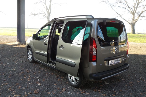 Citroen Berlingo 1.6 BlueHDi 120 XTR (03)