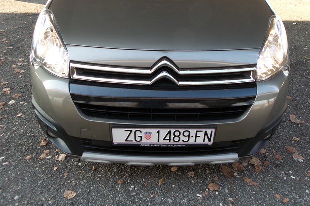 Citroen Berlingo 1.6 BlueHDi 120 XTR (10)