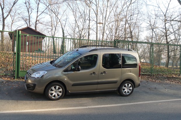 Citroen Berlingo 1.6 BlueHDi 120 XTR (11)