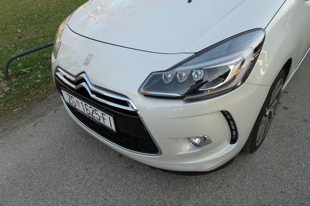 Citroen DS 3 1.6 BlueHDi 120 (11)