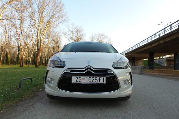 Citroen DS 3 1.6 BlueHDi 120 (22)