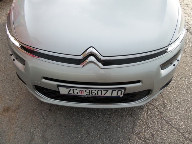 Citroen Grand C4 Picasso 2.0 BlueHDi 150 Exclusive TEST (11)