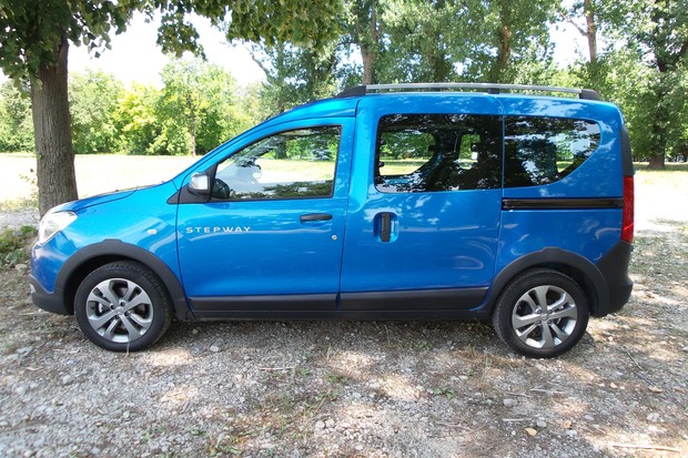 Dacia Dokker Stepway 1.2 TCe 115 (01)