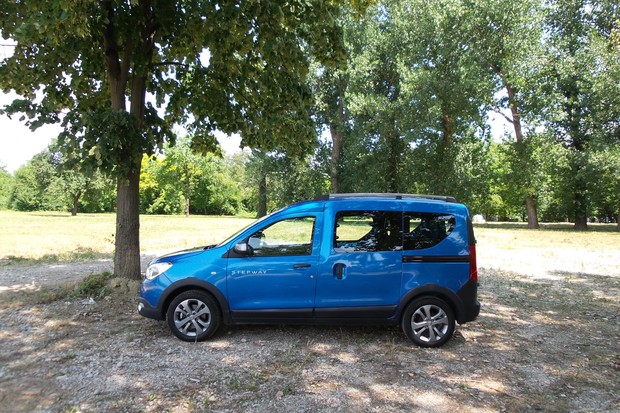 Dacia Dokker Stepway 1.2 TCe 115 (16)