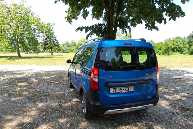 Dacia Dokker Stepway 1.2 TCe 115 (19)