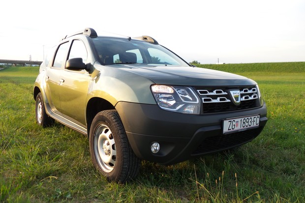 Dacia Duster 1.5 dCi 110 4x4 (12)