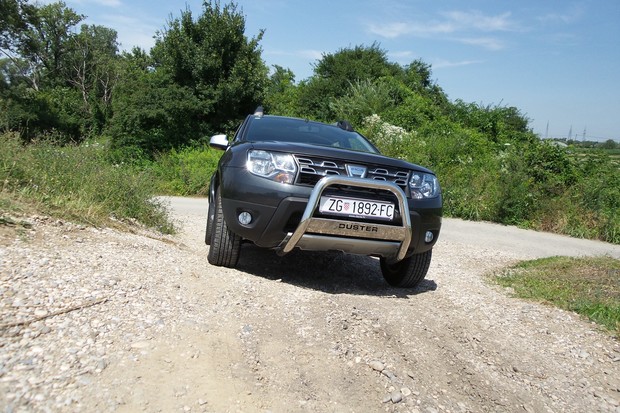 Dacia Duster 1.5 dCi 110 (6)