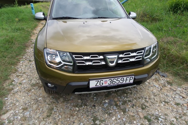 Dacia Duster 1.5 dCi 110 4x4 Urban Explorer (08)