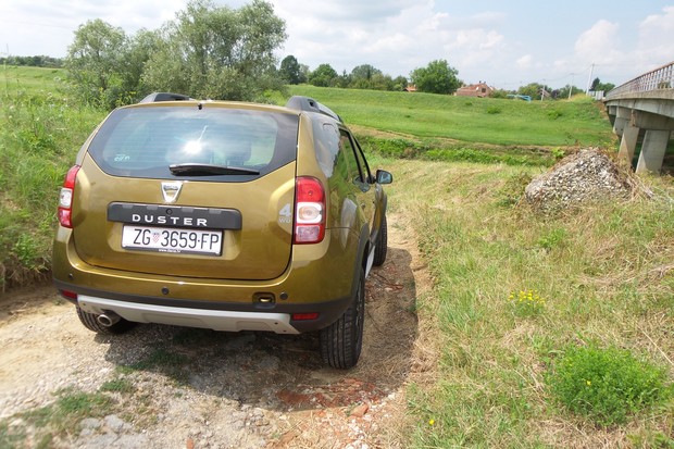 Dacia Duster 1.5 dCi 110 4x4 Urban Explorer (20)