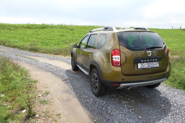 Dacia Duster 1.5 dCi 110 4x4 Urban Explorer (21)