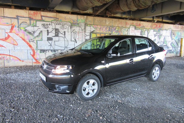 Dacia Logan 1.2 16V (10)