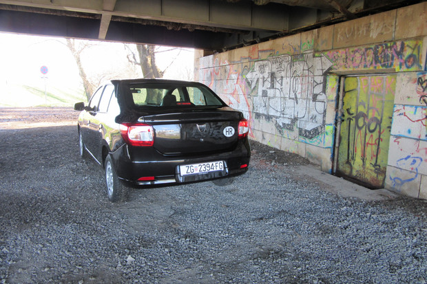 Dacia Logan 1.2 16V (12)