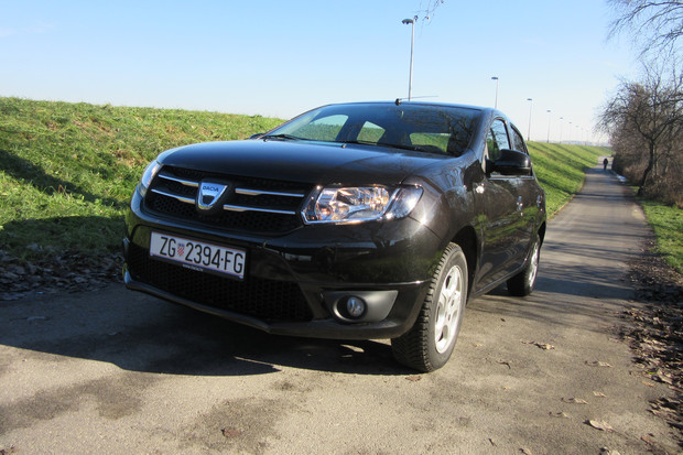 Dacia Logan 1.2 16V (17)