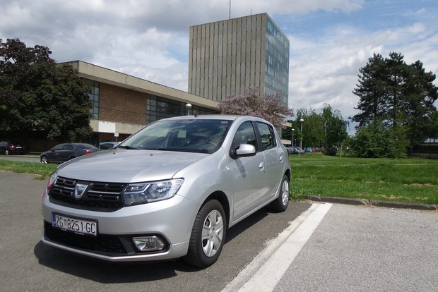 Dacia Sandero 0.9 TCe 90 Easy-R Laureate (08)