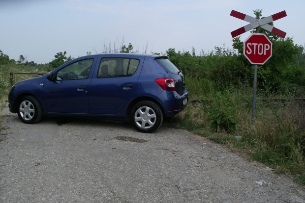 Dacia Sandero 1.2 16V Ambiance (6)