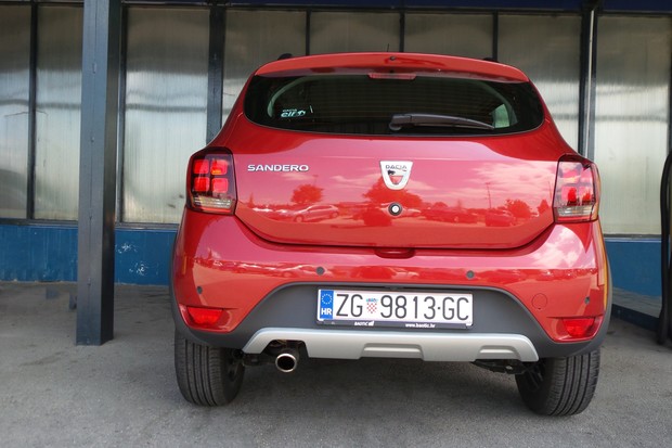 Dacia Sandero Stepway 0 9 Tce 90 Test