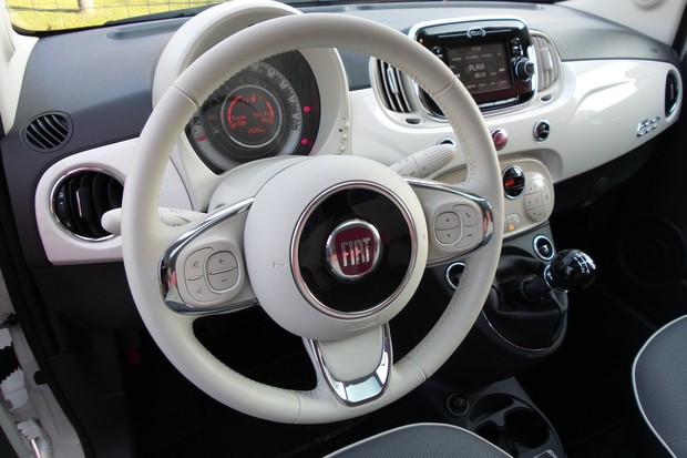 Fiat 500 1.2 8v 69cv Lounge (18)