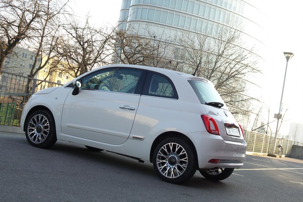 Fiat 500 1.2 8v 69cv Lounge TEST (01)