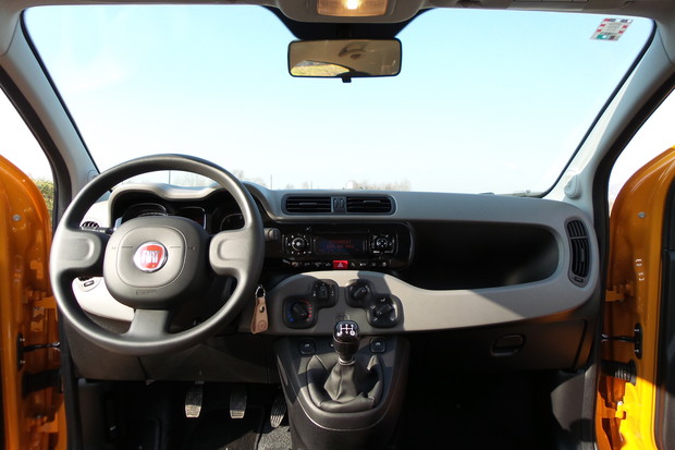 Fiat Panda 1.3 MJT (03)