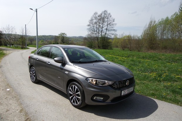 Fiat Tipo 1.3 JTD 95 PopStar (01)