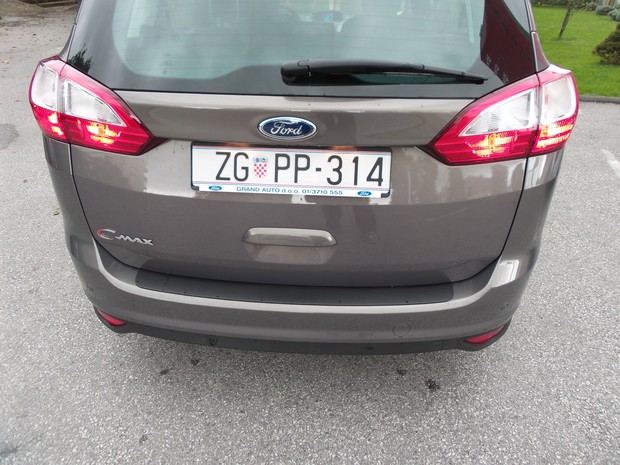 Ford C-Max Grand 1.6 TDCi (04)