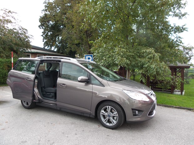 Ford C-Max Grand 1.6 TDCi (13)