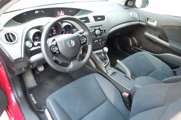 Honda Civic Black Edition (11)