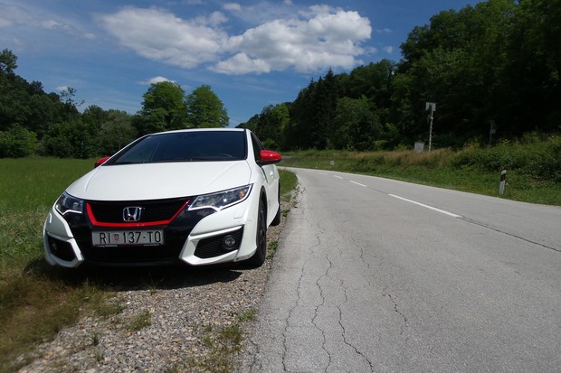 Honda Civic 1.8 i-VTEC Sport (12)