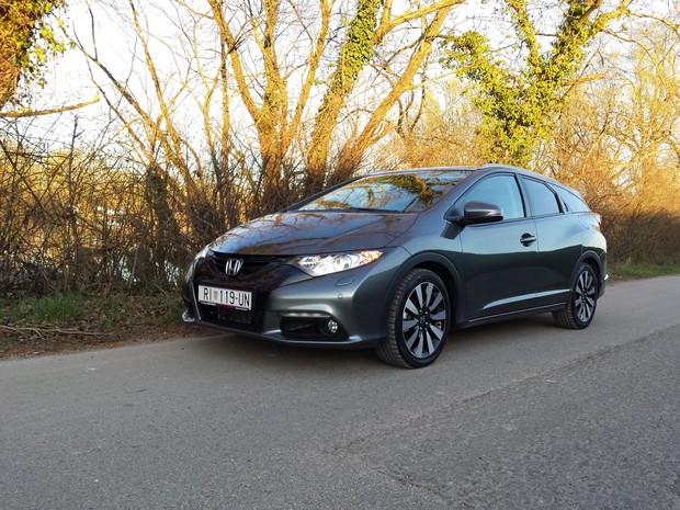 Honda Civic Tourer 1.6 i-DTEC (3)