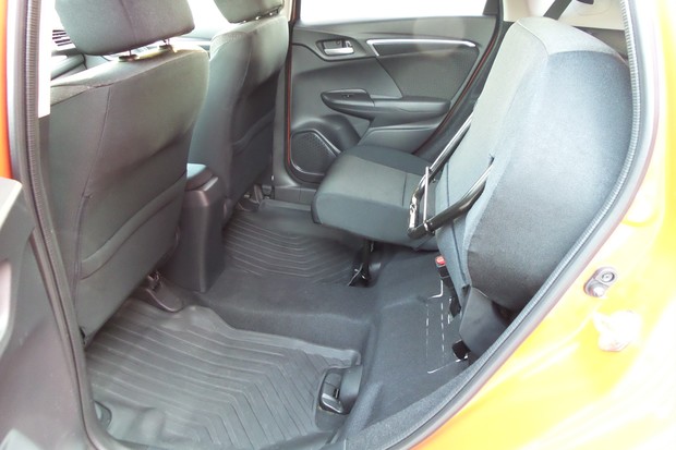 Honda Jazz 1.3 i-VTEC Comfort (2)