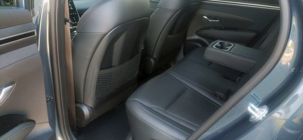 Hyundai Tucson 1.6 T-GDI 7DCT 4WD Premium Plus 18