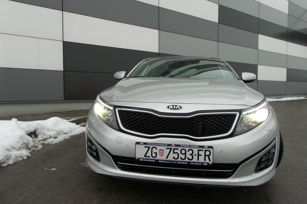 Kia Optima 1.7 CRDI AT EX Premium (02)