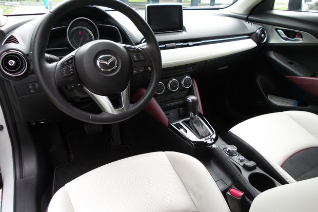 Mazda CX-3 2.0 G150 (01)