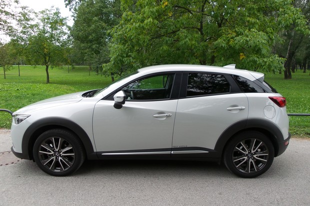 Mazda CX-3 2.0 G150 (01)