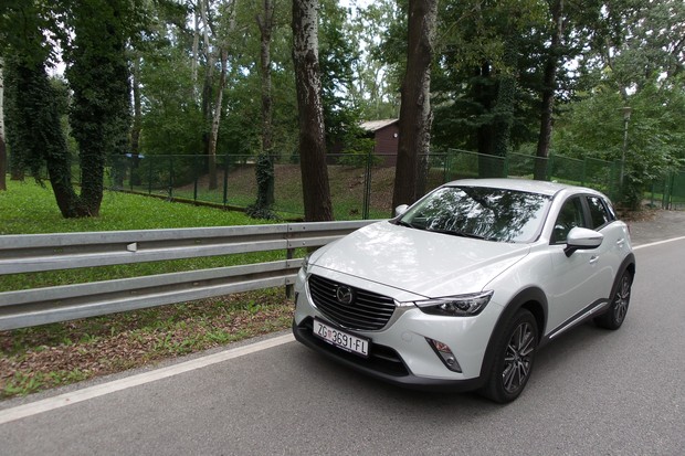 Mazda CX-3 2.0 G150 (05)