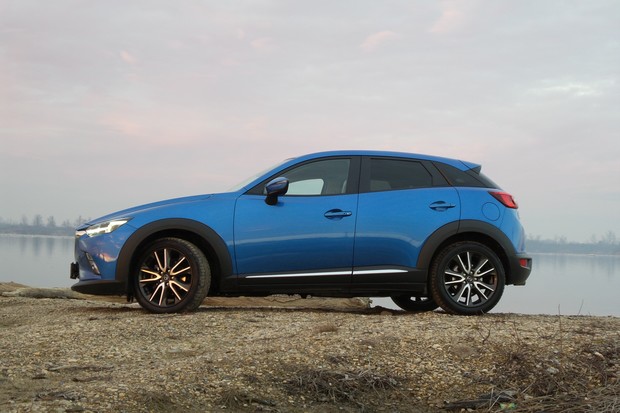 Mazda CX-3 2.0 G150 Revolution Top (01)