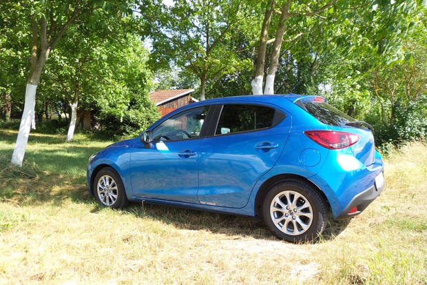 Mazda2 1.5 G75 Attraction (05)