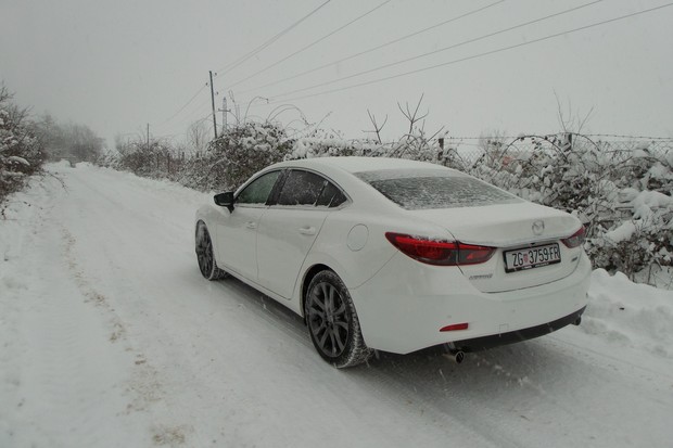 Mazda6 2.0 G165 Revolution (14)