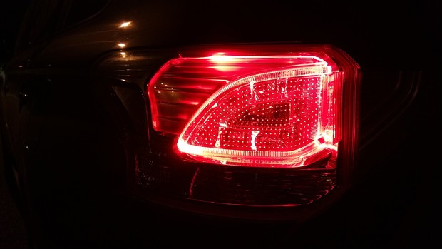 Mitsubishi Outlander 2.0 PHEV 4WD Intense (07)