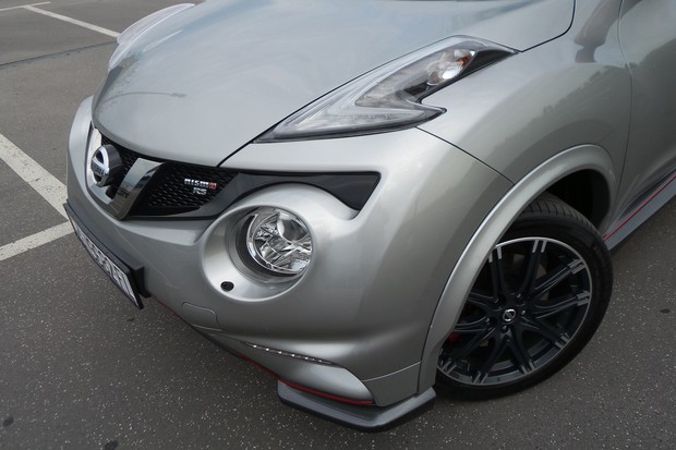 Nissan Juke Nismo RS 1.6 DIG-T (08)