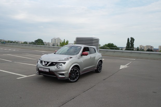 Nissan Juke Nismo RS 1.6 DIG-T (11)