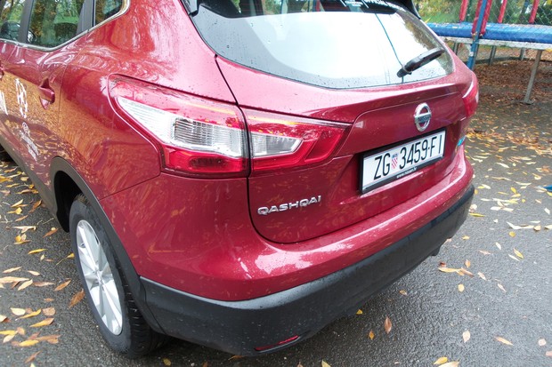 Nissan Qashqai 1.5 dCi 110 Acenta (10)