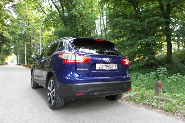 Nissan Qashqai 1.6 DIG-T Tekna (30)