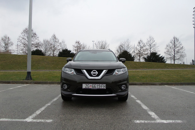 Nissan X-Trail 1.6 dCi 130 (02)