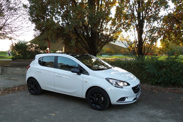 Opel Corsa 1.4 Turbo Color Edition (09)